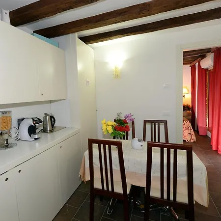 Ca' Del Gallo Gasthof 2*